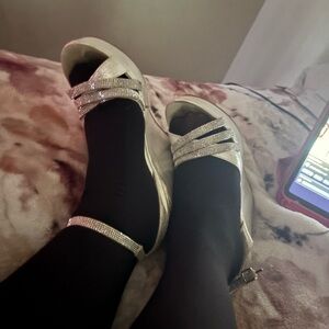 Women’s Metallic Silver Rhinestone Open-Toe Flats